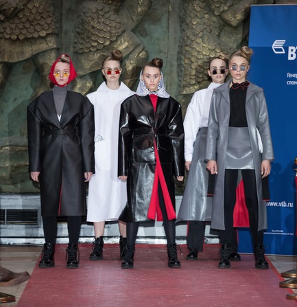 «Русский силуэт» и ММКФ-2017: мода и кино 3 айдиева русский силуэт общий выход