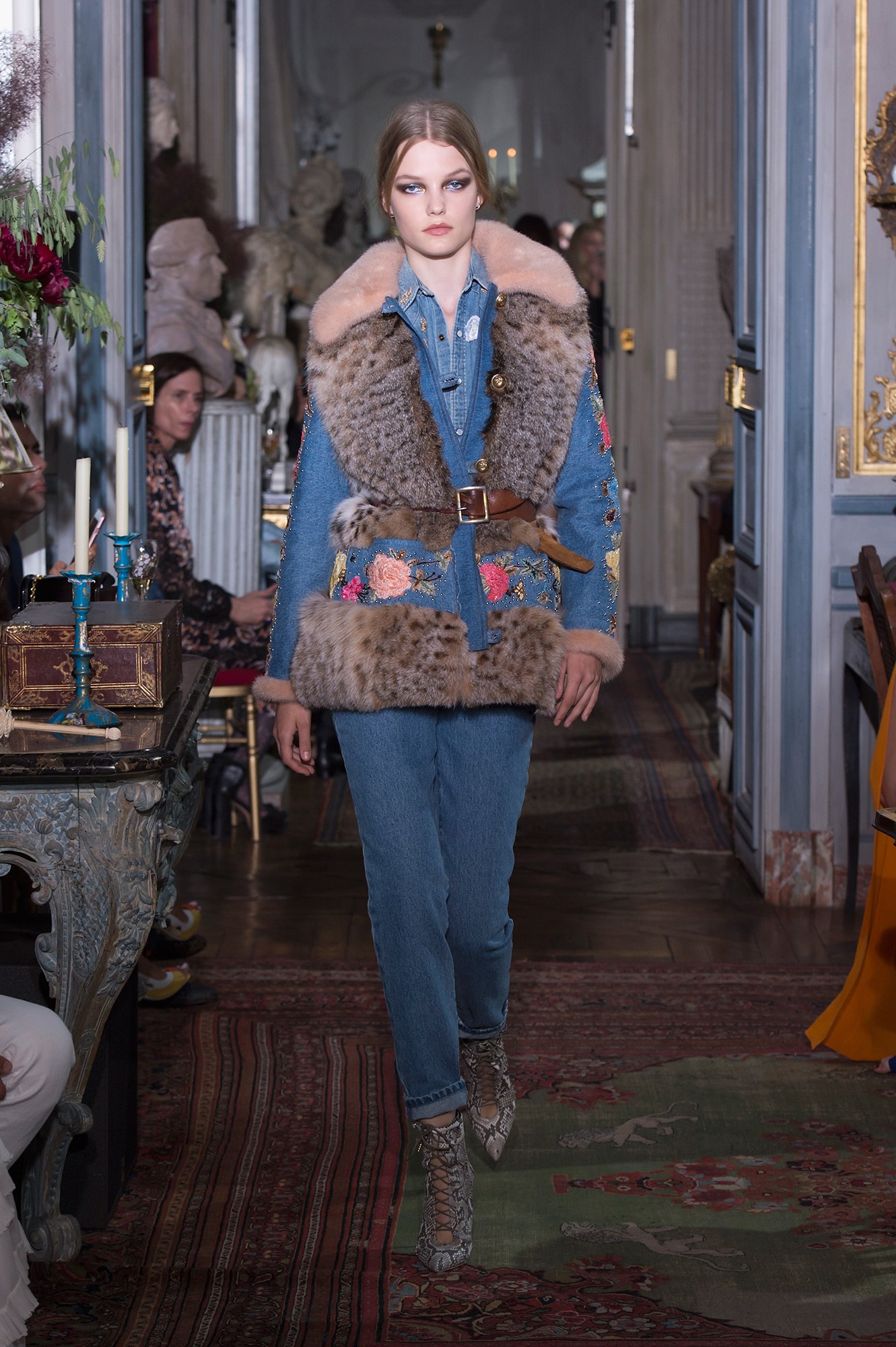 jeans by dundas world