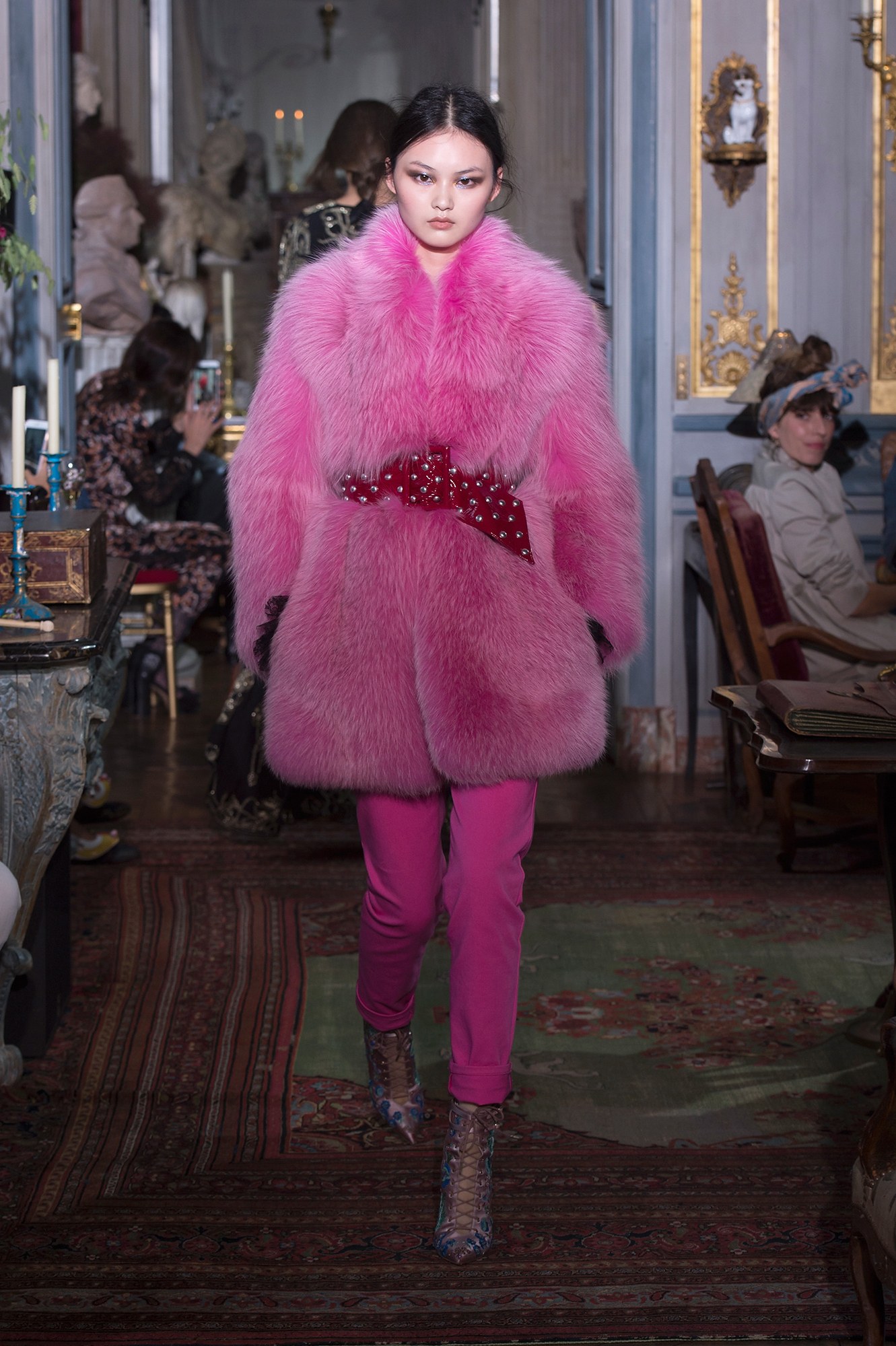 pink fur by dundas world 1