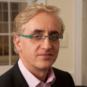 Iain Robertson Йен Робертсон